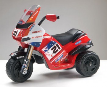 Электромобиль Peg-Perego Raider Ducati  - Интернет магазин тренажеров и спортивных товаров Ural Fitness в Екатеринбурге , Москва, Московская область Урал Фитнес продажа тренажеров беговая дорожка велотренажер эллиптический тренажер теннисный стол велосипед батут для детей 